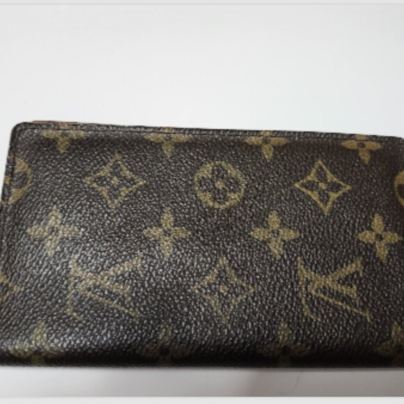 LOUIS VUITTON Monogram Long Bifold Checkbook Wallet & Pouch $265 - Picture 1 of 5